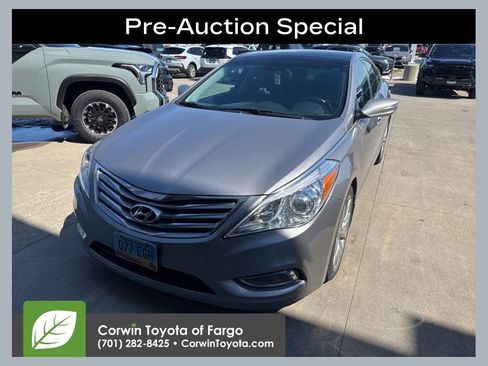 Used 2013 Hyundai Azera w/ Technology Pkg image 1