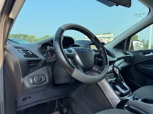 Used 2014 Ford Escape SE w/ Equipment Group 201A AWD/4WD image 14