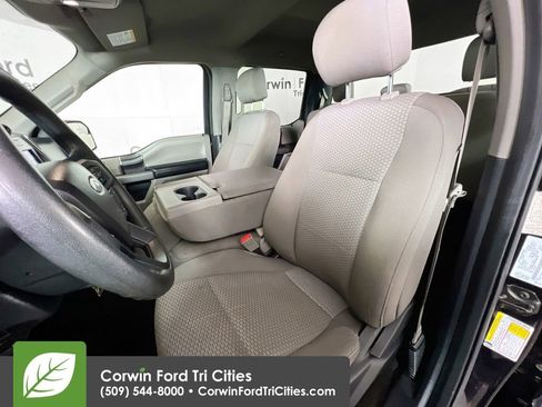 Used 2020 Ford F150 XLT image 19