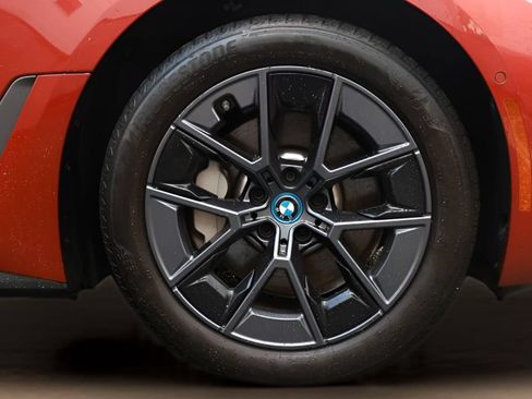 Used 2024 BMW i4 eDrive35 w/ Premium Package RWD image 14