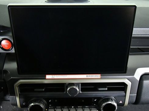 New 2025 Toyota Tacoma TRD Off-Road image 4