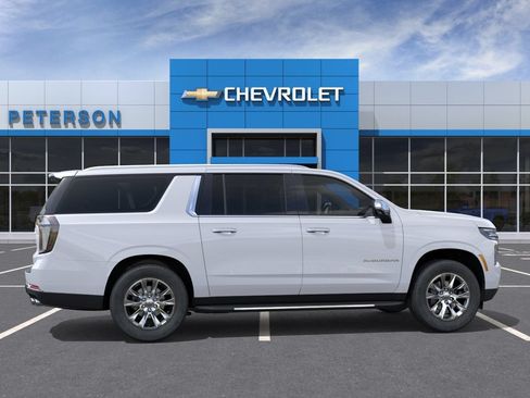 New 2026 Chevrolet Suburban Premier AWD/4WD image 4