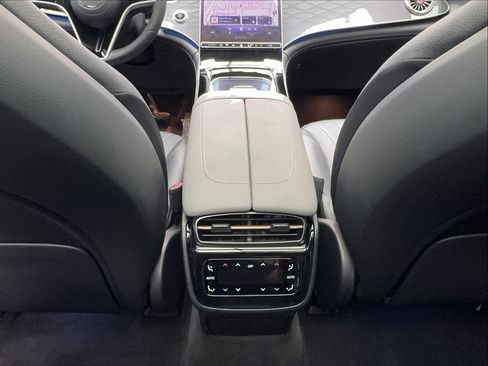 Used 2023 Mercedes-Benz EQS 450+ SUV w/ Exclusive Trim Package image 39