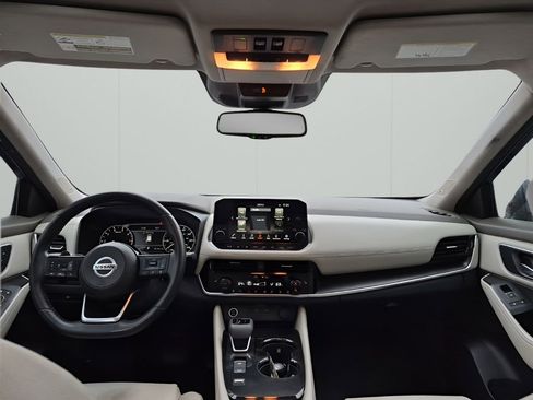 Used 2021 Nissan Rogue SL w/ Premium Package image 24