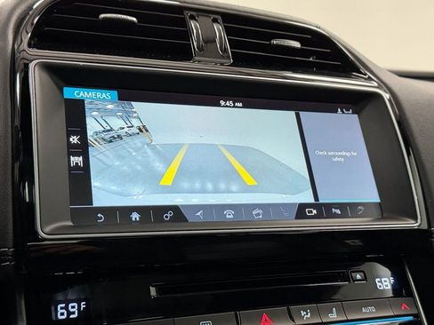 Used 2017 Jaguar XE R-Sport image 19