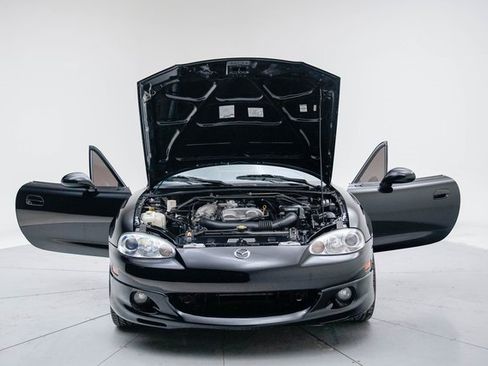 Used 2003 MAZDA MX-5 Miata image 16