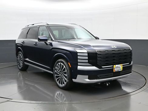 Certified 2026 Hyundai Palisade Calligraphy AWD/4WD image 3