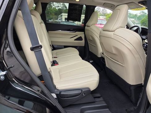 Certified 2025 INFINITI QX60 Pure FWD image 21