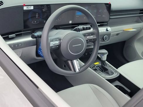 New 2026 Hyundai Kona SE FWD image 5