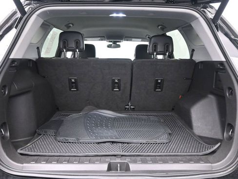 Used 2019 GMC Terrain SLT w/ Preferred Package image 30