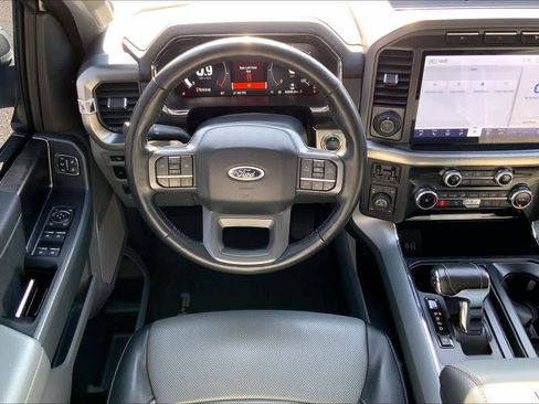 Used 2023 Ford F150 Lariat w/ Trailer Tow Package image 6