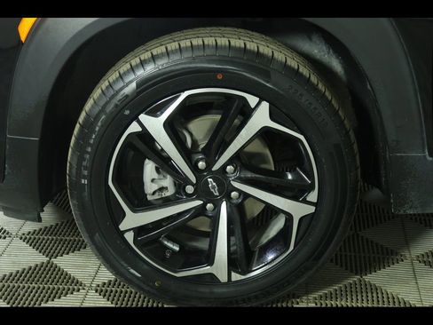 Used 2023 Chevrolet TrailBlazer RS w/ Convenience Package image 13