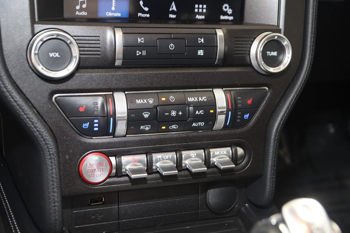 Used 2019 Ford Mustang GT Premium w/ Equipment Group 401A RWD image 33
