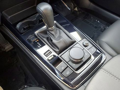 Used 2025 MAZDA CX-30 AWD 2.5 S w/ Preferred Package image 18