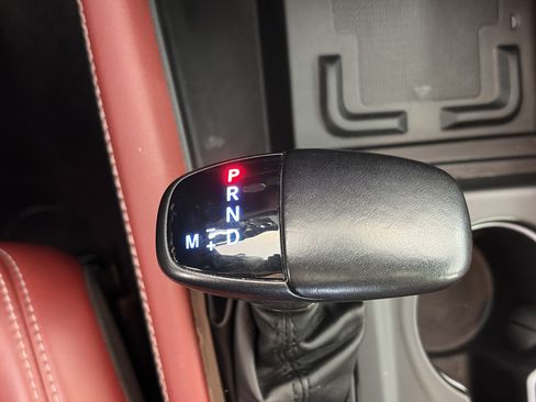 Used 2021 Dodge Durango SRT Hellcat w/ Premium Interior Group AWD/4WD image 34