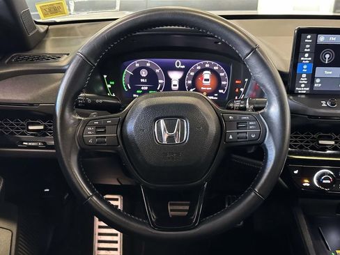 Used 2025 Honda Accord Sport image 17