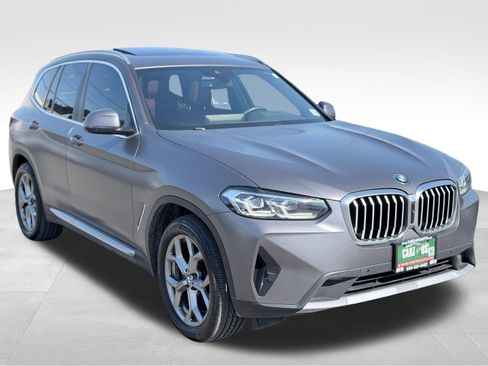 Used 2023 BMW X3 xDrive30i w/ Premium Package image 3
