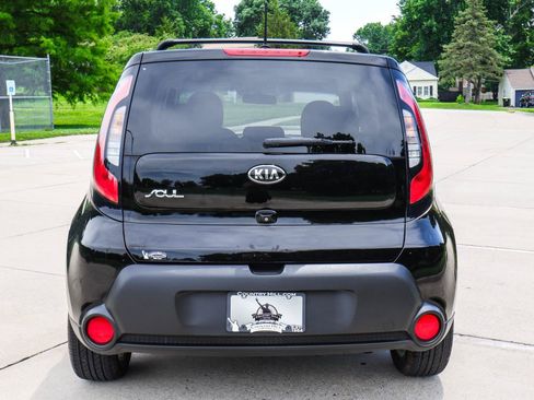 Used 2015 Kia Soul + FWD image 14