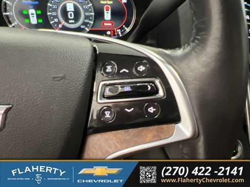 Used 2020 Cadillac Escalade Luxury AWD/4WD image 26