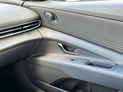 Used 2025 Hyundai Elantra Sport w/ Cargo Package FWD image 27