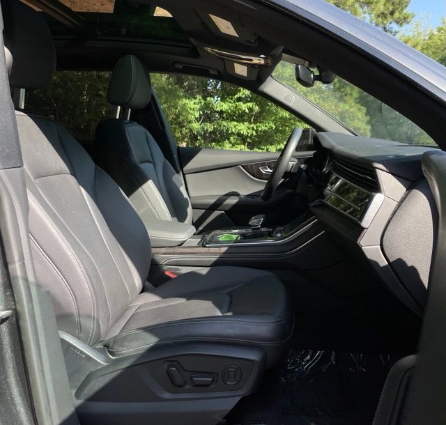 Used 2023 Audi Q8 Premium Plus w/ Premium Plus Package AWD/4WD image 20