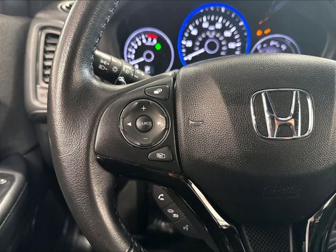 Used 2019 Honda HR-V Sport image 13