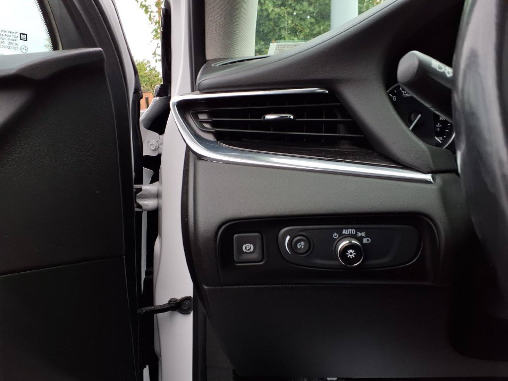 Used 2020 Buick Enclave Avenir w/ Avenir Technology Package FWD image 10