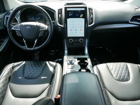 Certified 2024 Ford Edge Titanium image 14