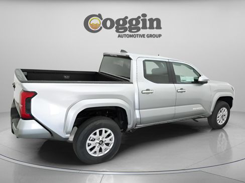 New 2026 Toyota Tacoma SR5 AWD/4WD image 20