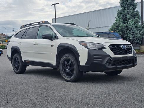 Used 2023 Subaru Outback Wilderness AWD/4WD image 7