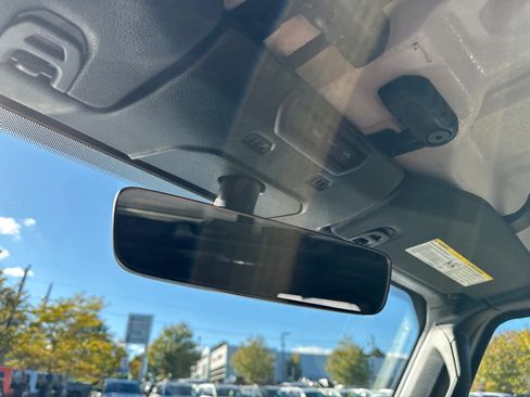 Used 2023 Jeep Gladiator Mojave w/ Cold Weather Group image 27