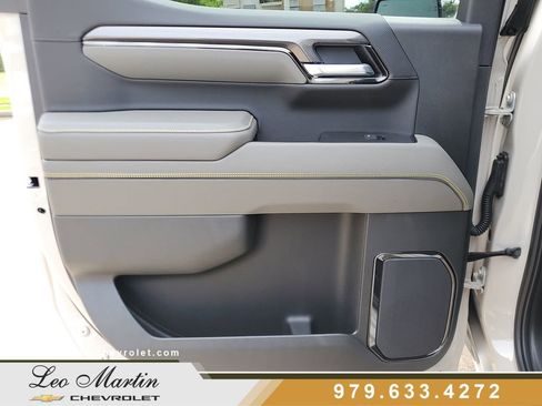 New 2026 Chevrolet Silverado 1500 ZR2 AWD/4WD image 13
