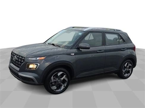 Used 2023 Hyundai Venue SEL FWD image 5