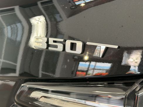 Used 2024 Cadillac XT4 Sport w/ Cold Weather Package FWD image 34