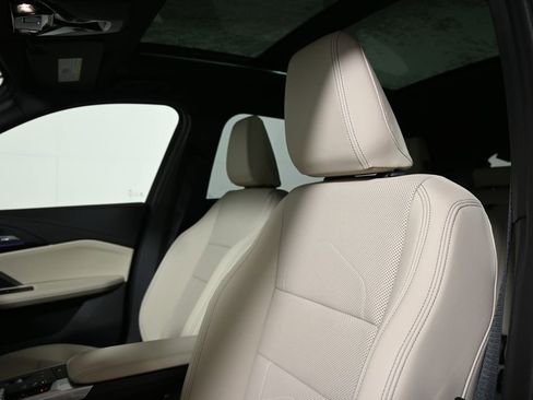 Used 2025 BMW X1 xDrive28i w/ Technology Package image 15