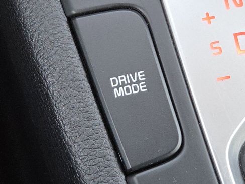 Used 2022 Kia Forte LXS image 7