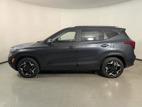 New 2026 Kia Seltos S image 4