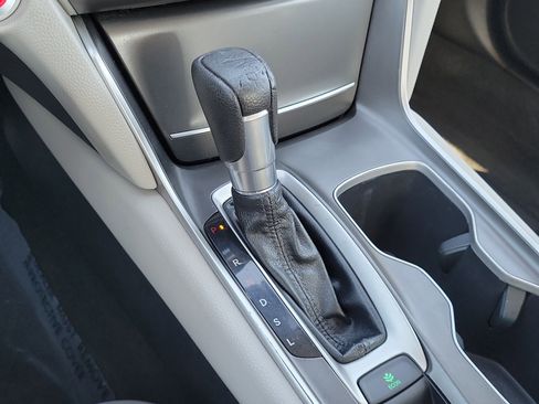 Used 2019 Honda Accord LX image 21
