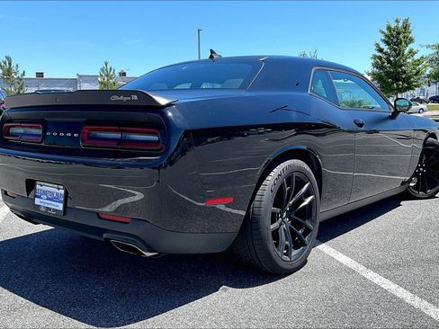 Used 2021 Dodge Challenger R/T Scat Pack w/ T/A Package RWD image 4