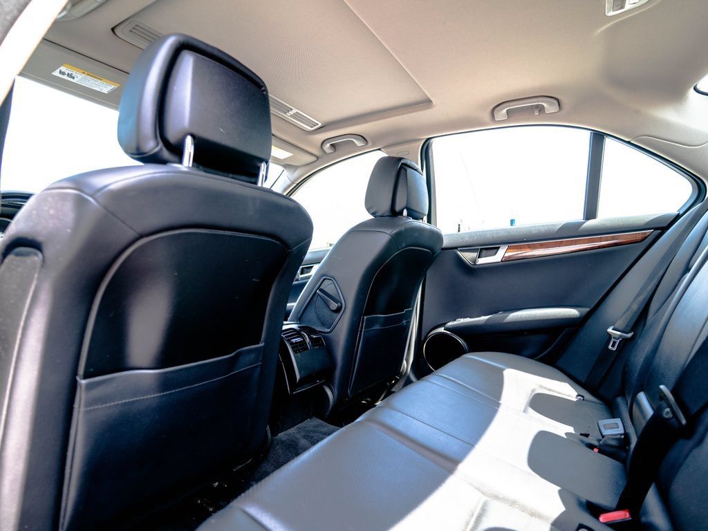 Used 2012 Mercedes-Benz C 300 4MATIC Sedan image 34