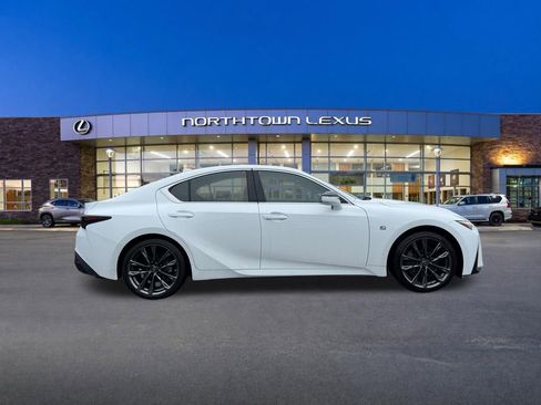 Used 2022 Lexus IS 350 F Sport w/ Navigation Package AWD/4WD image 21
