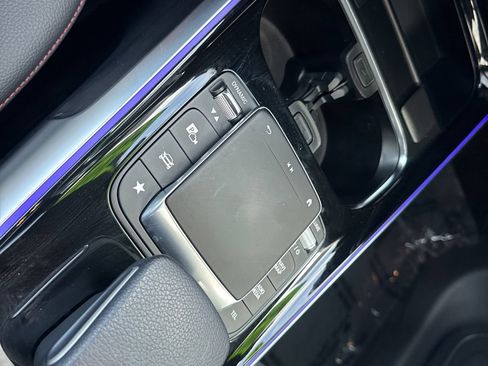 Certified 2023 Mercedes-Benz GLB 250 image 25