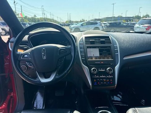 Used 2018 Lincoln MKC Reserve w/ Lincoln MKC Climate Package AWD/4WD image 15