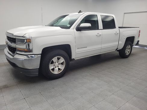 Used 2017 Chevrolet Silverado 1500 LT w/ Trailering Package RWD image 2