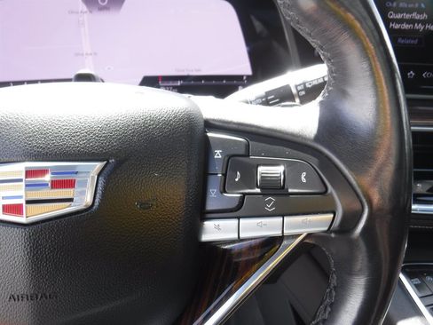 Used 2023 Cadillac Escalade ESV Premium Luxury image 26