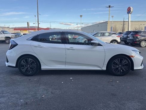 Used 2017 Honda Civic EX image 4