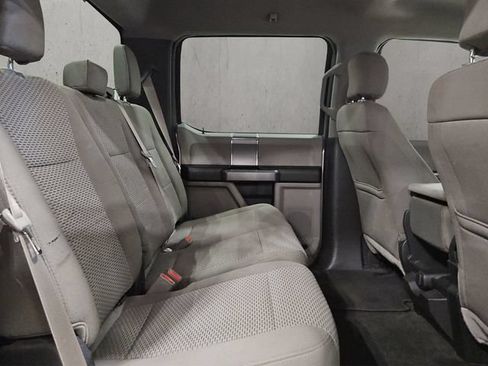 Used 2017 Ford F350 XLT w/ XLT Premium Package AWD/4WD image 28