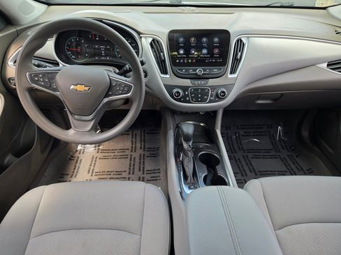 Certified 2025 Chevrolet Malibu LT FWD image 19