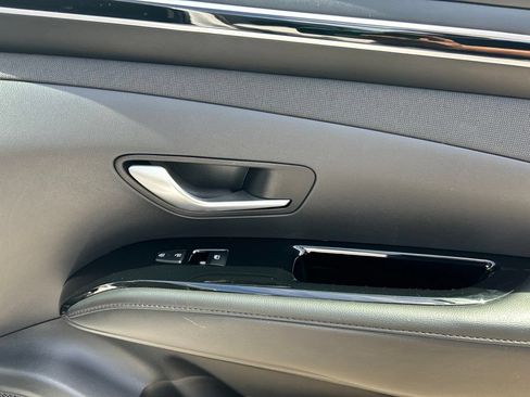 Used 2022 Hyundai Tucson SEL w/ Convenience + Premium Package FWD image 23