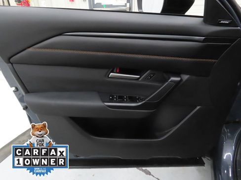 Used 2025 MAZDA CX-50 AWD 2.5 Hybrid w/ Premium Pkg image 9